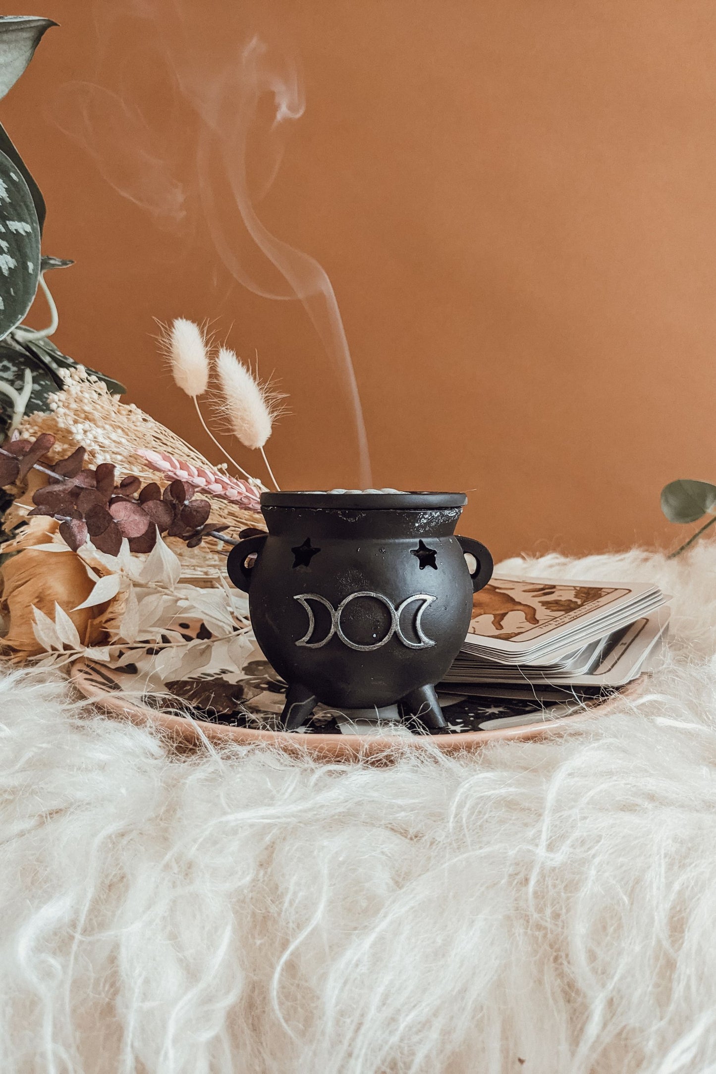 Cauldron Incense Kit