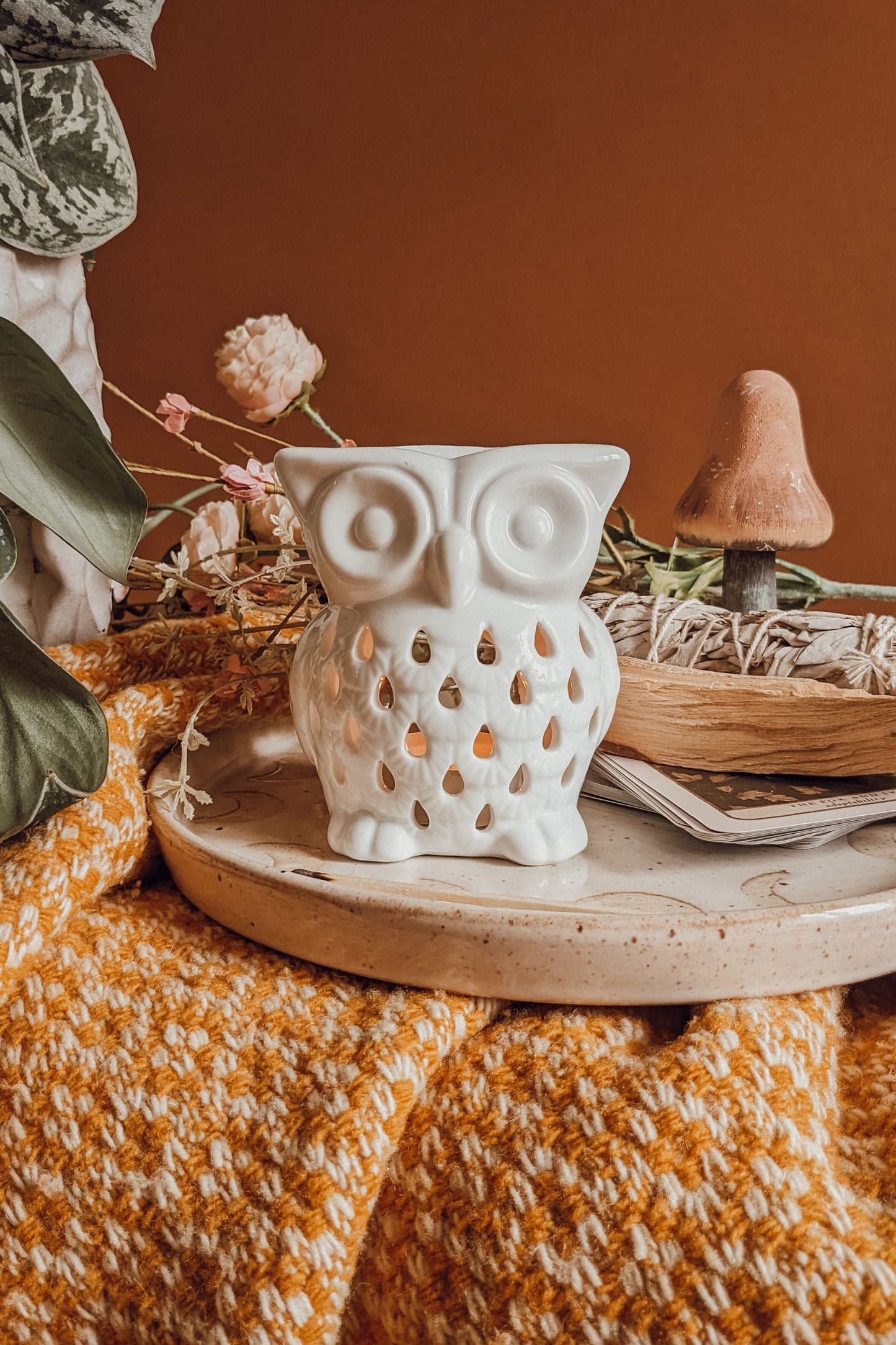 Load image into Gallery viewer, Owl In The Wild Wax Oil Burner
